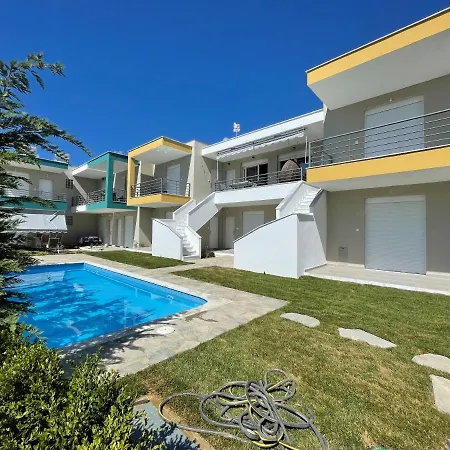 3 Raum Griechenland, 400 M Zum Strand, Zwischen Thessaloniki Und Kavala * Ofrínion